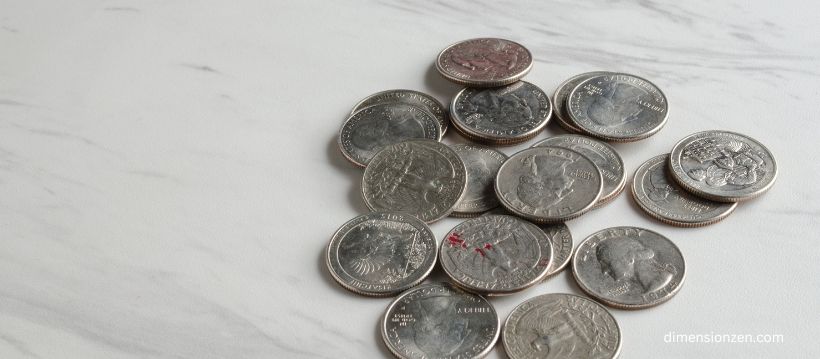 A Line of 17 US Quarters