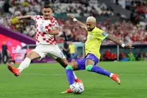 Feet, Inches & Football