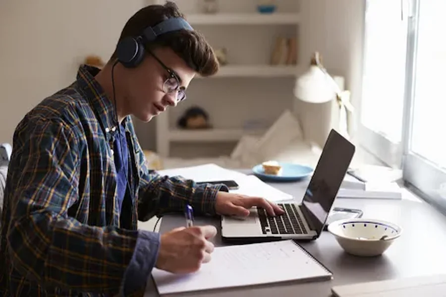 Taking Russian Lessons Online