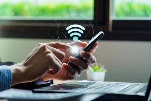 The Do’s and Don’ts of Staying Safe on Public Wi-Fi