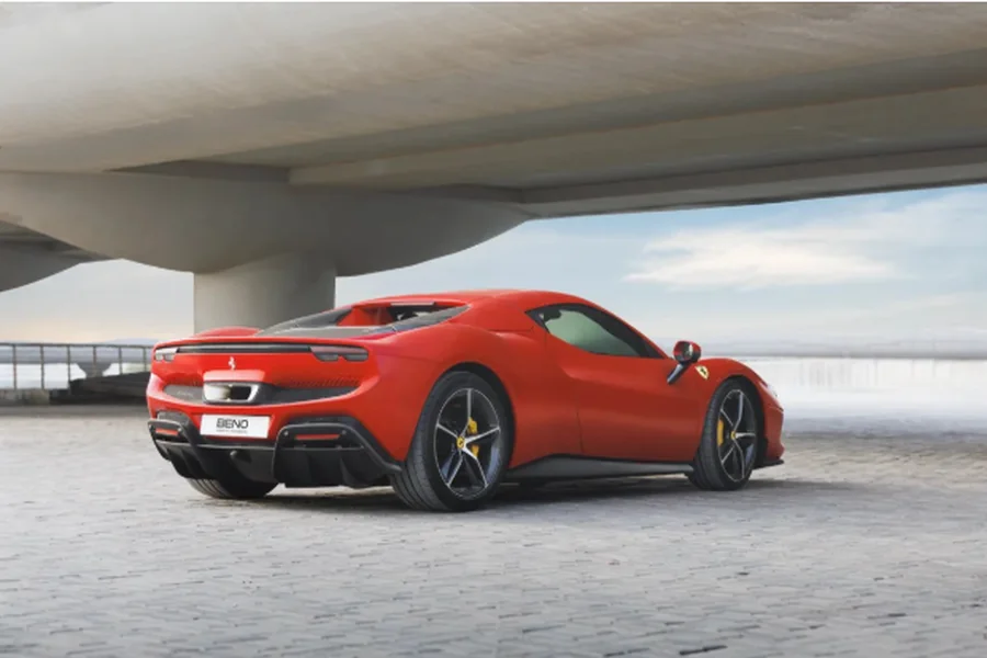 Rents Ferraris in Dubai