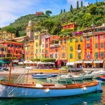 How Travellers Pick Restaurants That Capture the Spirit of a Port City
